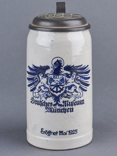 Jubiläums-Maßkrug_Mai_1925