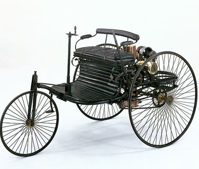 csm_Sammlung_Straßenfahrzeuge_Dreirad_Motorwagen_4710_21111899_001_c7ff772208.jpg